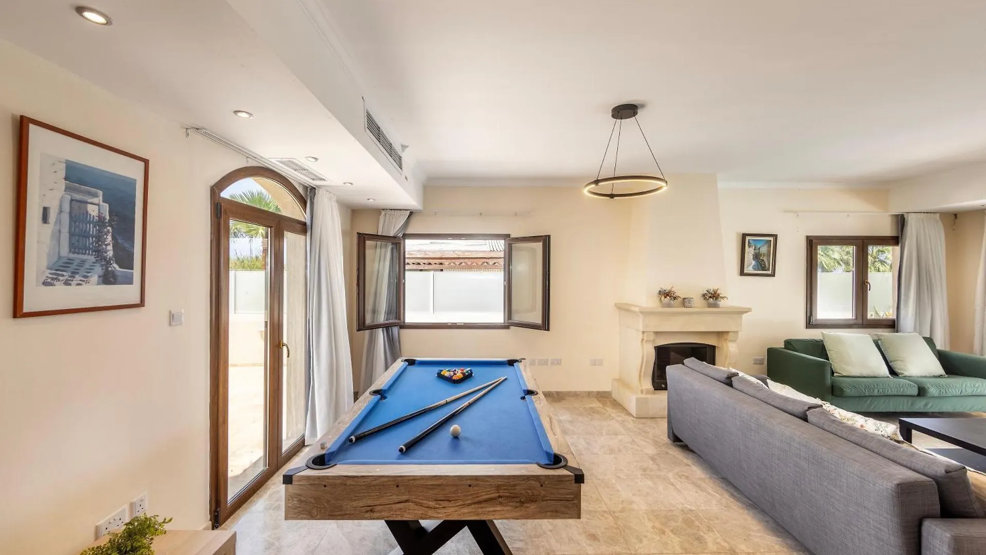 Sunnyvillas: 4Br Seafront Villa*Private Pool*Bw44 Protaras 0*,  Chipre